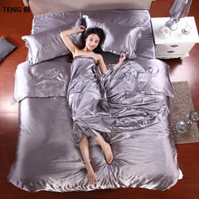 Load image into Gallery viewer, HOT! 100% pure satin silk bedding set,Home Textile King size bed set,bedclothes,duvet cover flat sheet pillowcases Wholesale